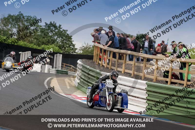 Vintage motorcycle club;eventdigitalimages;mallory park;mallory park trackday photographs;no limits trackdays;peter wileman photography;trackday digital images;trackday photos;vmcc festival 1000 bikes photographs